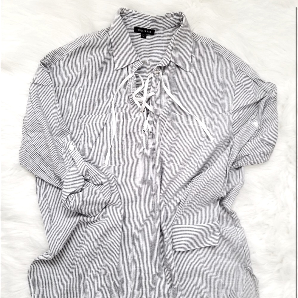 $5 FIRM....WILLIAM B  blouse